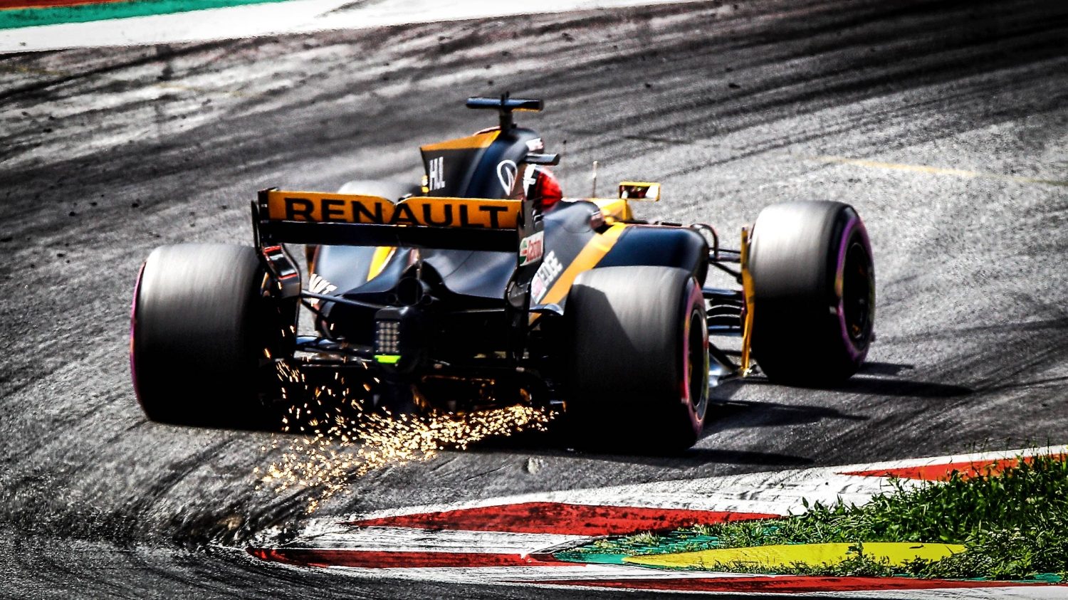 F12017 – GP AUSTRIA